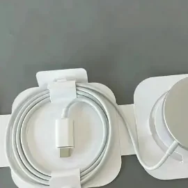 Chargers and cables from the catalogue